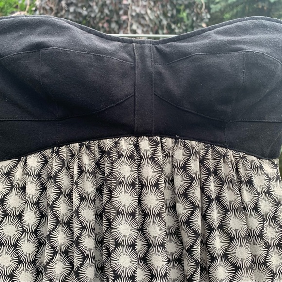 Size 8 Jacob Strapless Dress with Floaty Skirt - Picture 2 of 7